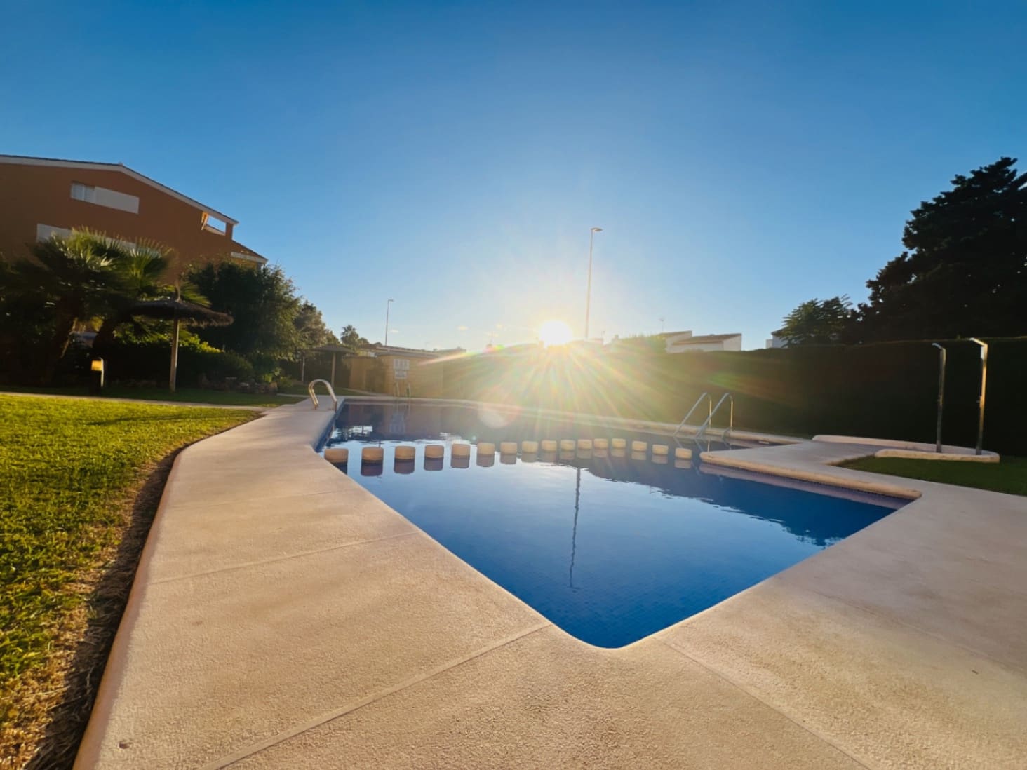 Apartamento de 3 habitaciones en Javea / Xàbia en venta con piscina garaje - 380.000 € (Ref: 8816825)