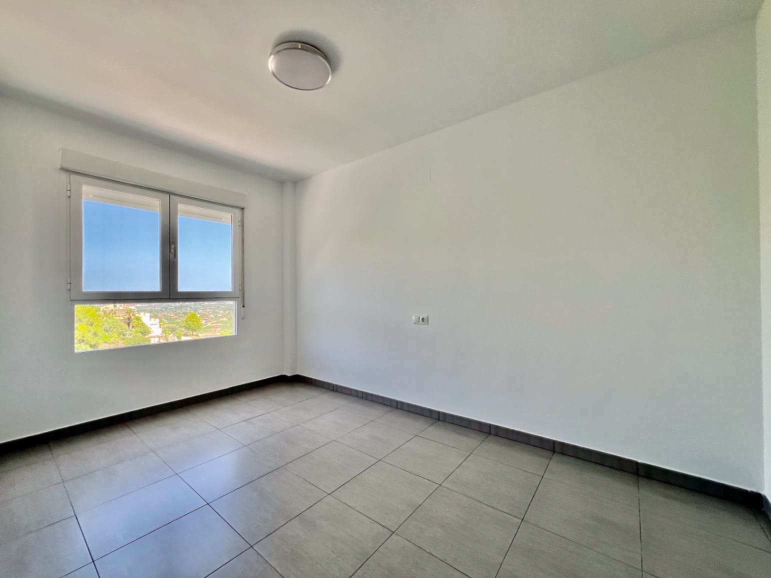 3 bedroom Townhouse for rent in Pedreguer with pool garage - € 1,200 (Ref: 8901600)