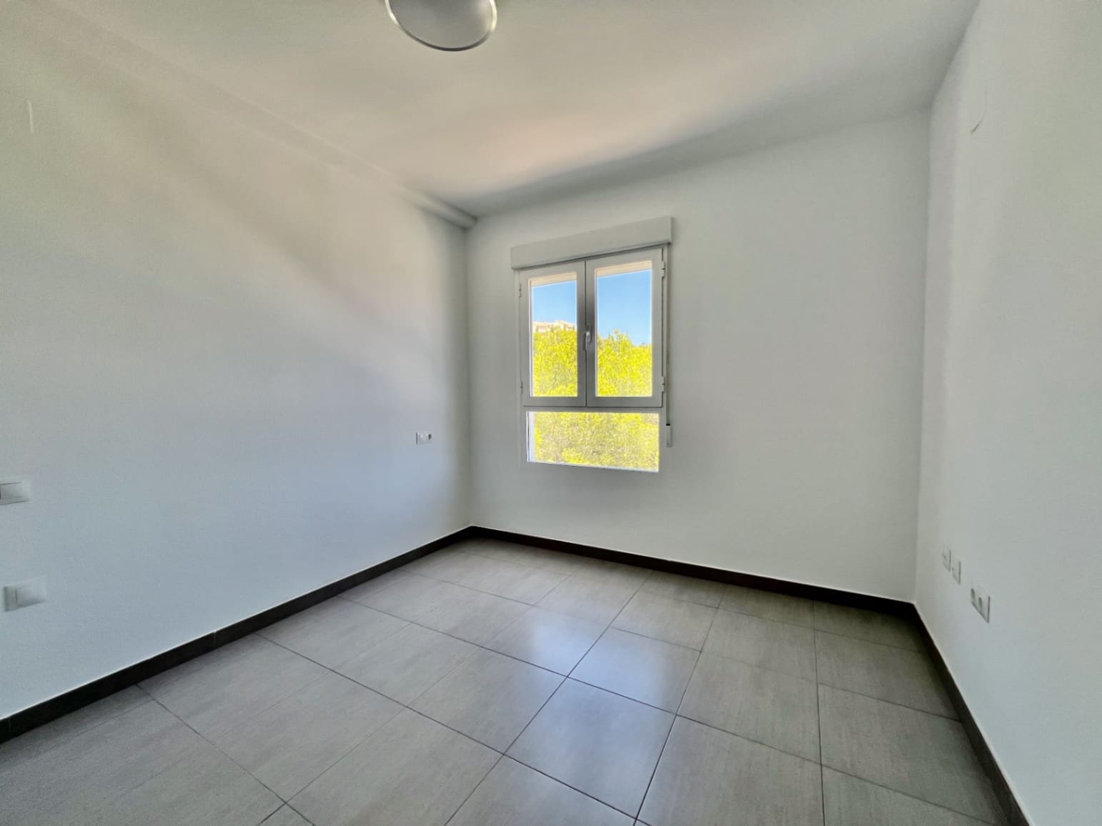 3 bedroom Townhouse for rent in Pedreguer with pool garage - € 1,200 (Ref: 8901600)