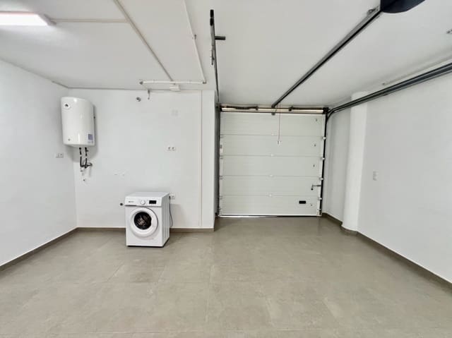 3 bedroom Townhouse for rent in Pedreguer with pool garage - € 1,200 (Ref: 8901600)