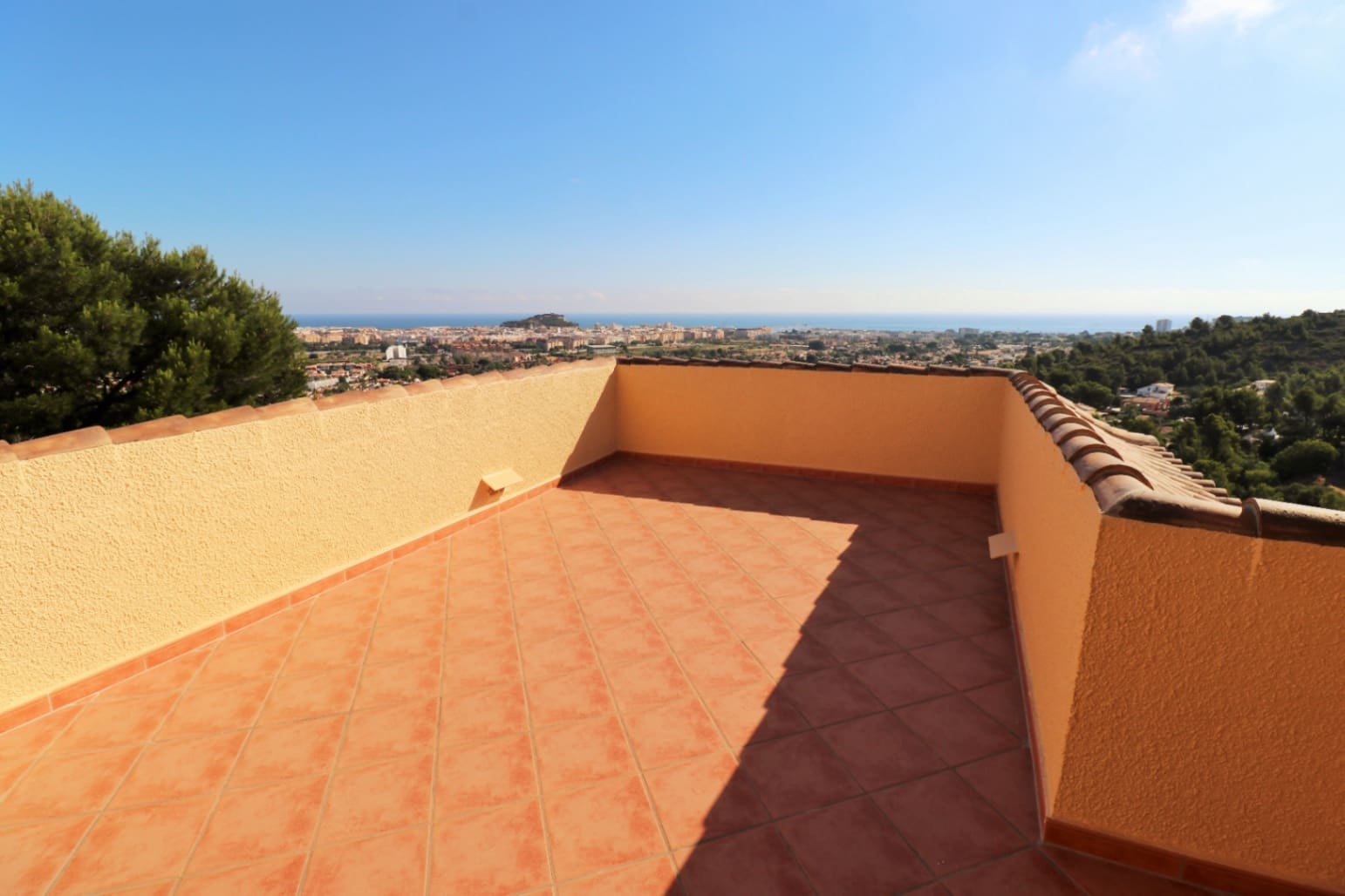 6 slaapkamer Villa te koop in Denia met zwembad garage - € 899.999 (Ref: 8957915)