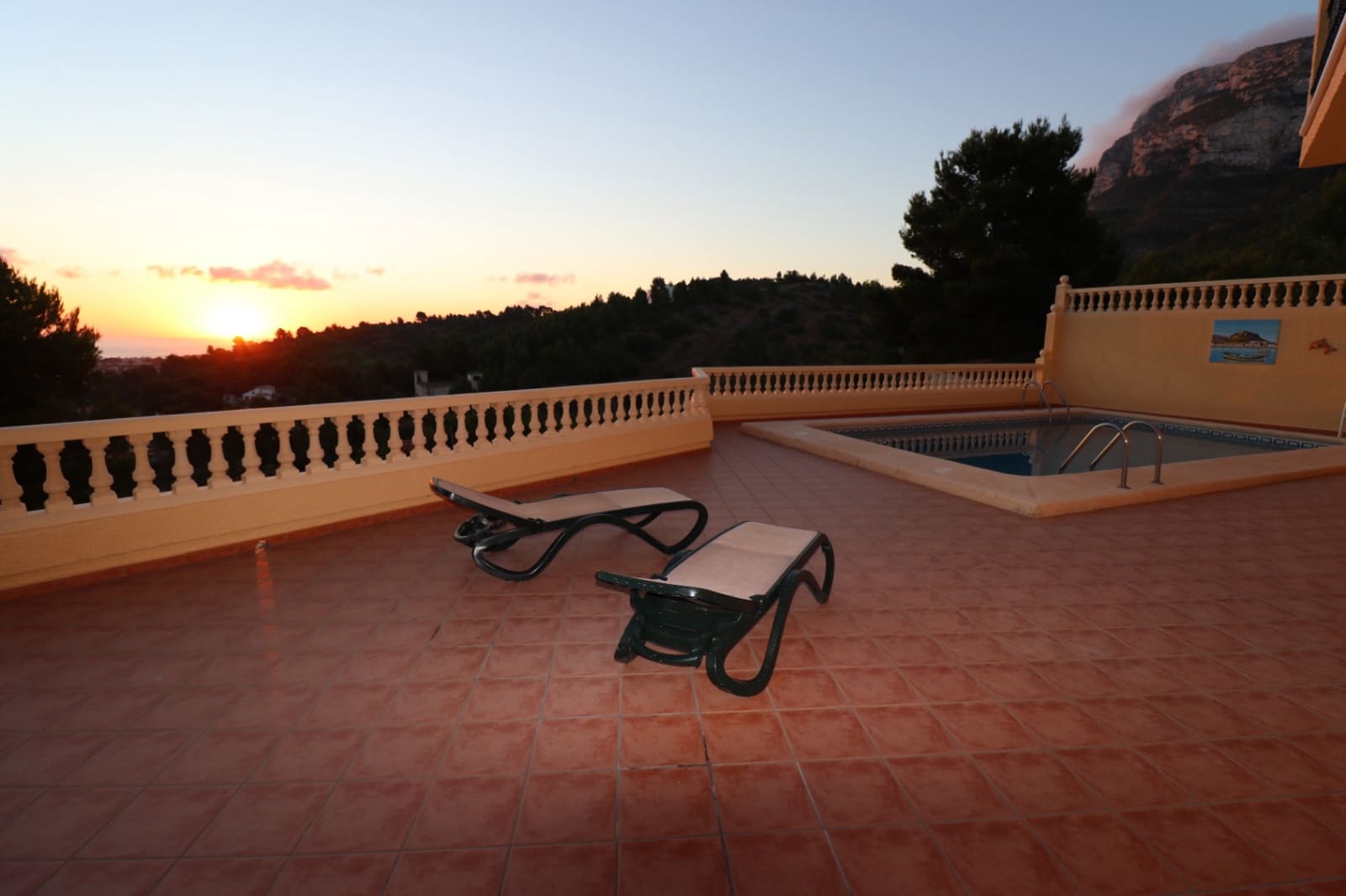 6 slaapkamer Villa te koop in Denia met zwembad garage - € 899.999 (Ref: 8957915)