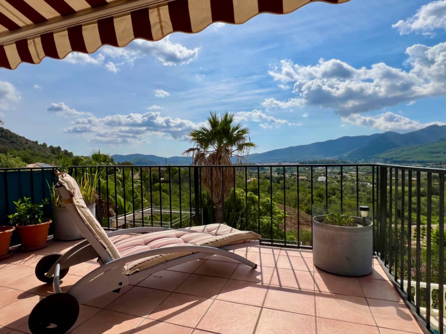 2 slaapkamer Villa te koop in Jalon / Xalo - € 429.000 (Ref: 8980378)