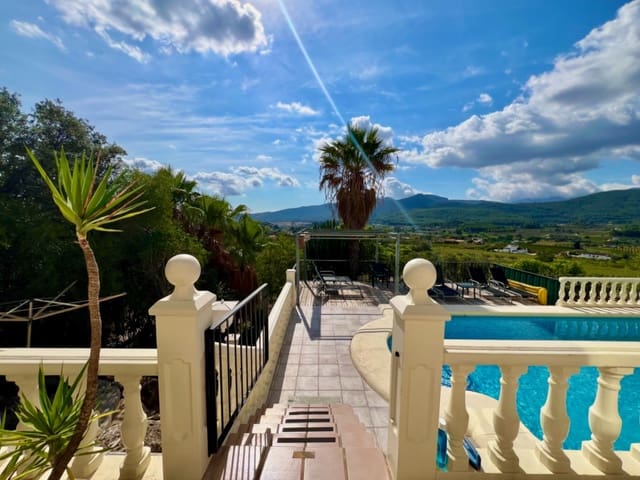 2 slaapkamer Villa te koop in Jalón / Xaló - € 429.000 (Ref: 8980378)