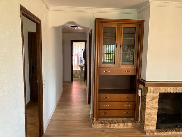 3 bedroom Finca/Country House for rent in Pedreguer with garage - € 1,300 (Ref: 8989946)