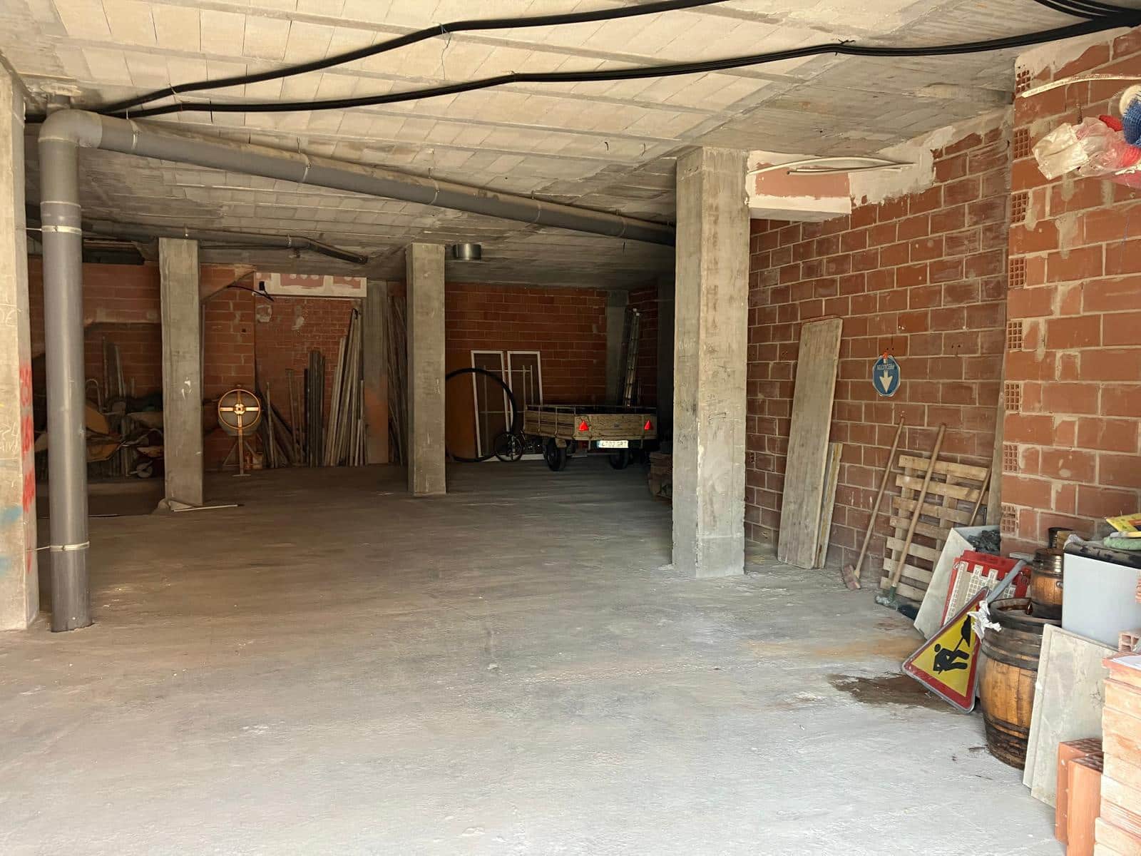 Kommersiell till salu i Oliva - 280 000 € (Ref: 9133149)