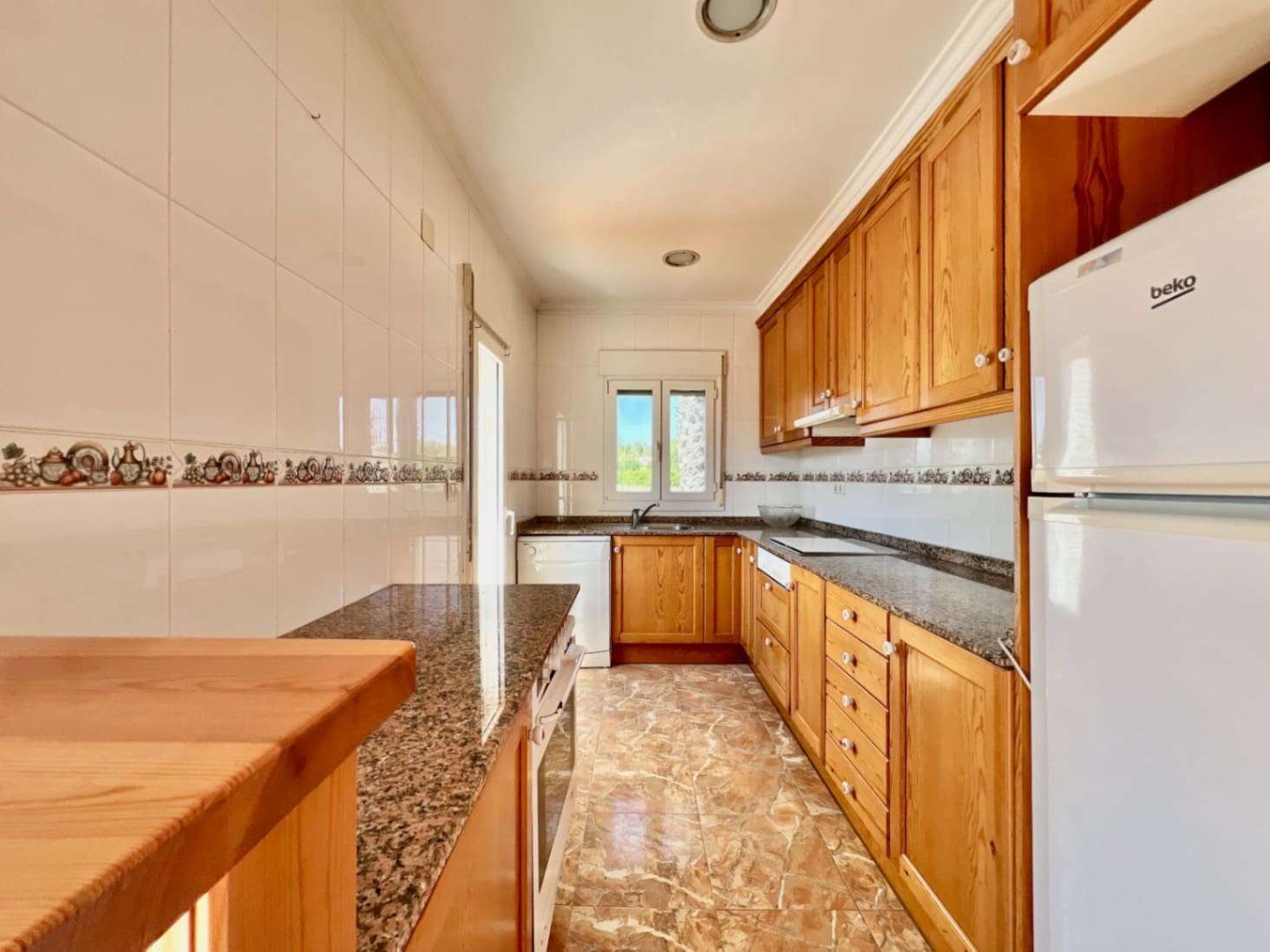 3 soverom Villa til leie i Denia med svømmebasseng garasje - € 1 300 (Ref: 9133841)