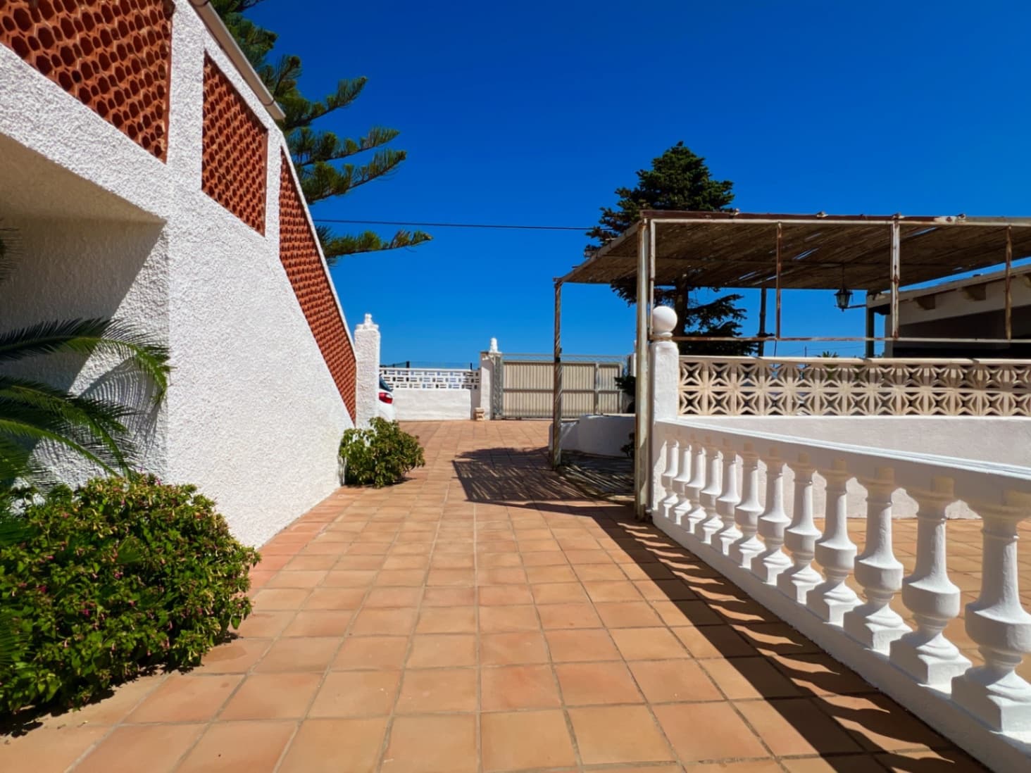 3 soverom Villa til leie i Denia med svømmebasseng garasje - € 1 300 (Ref: 9133841)