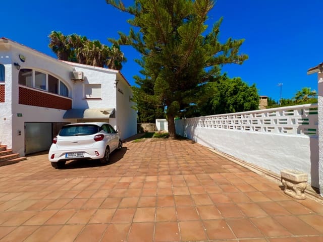 3 bedroom Villa for rent in La Xara - La Sella, Dénia with pool garage - € 1,300 (Ref: 9133841)