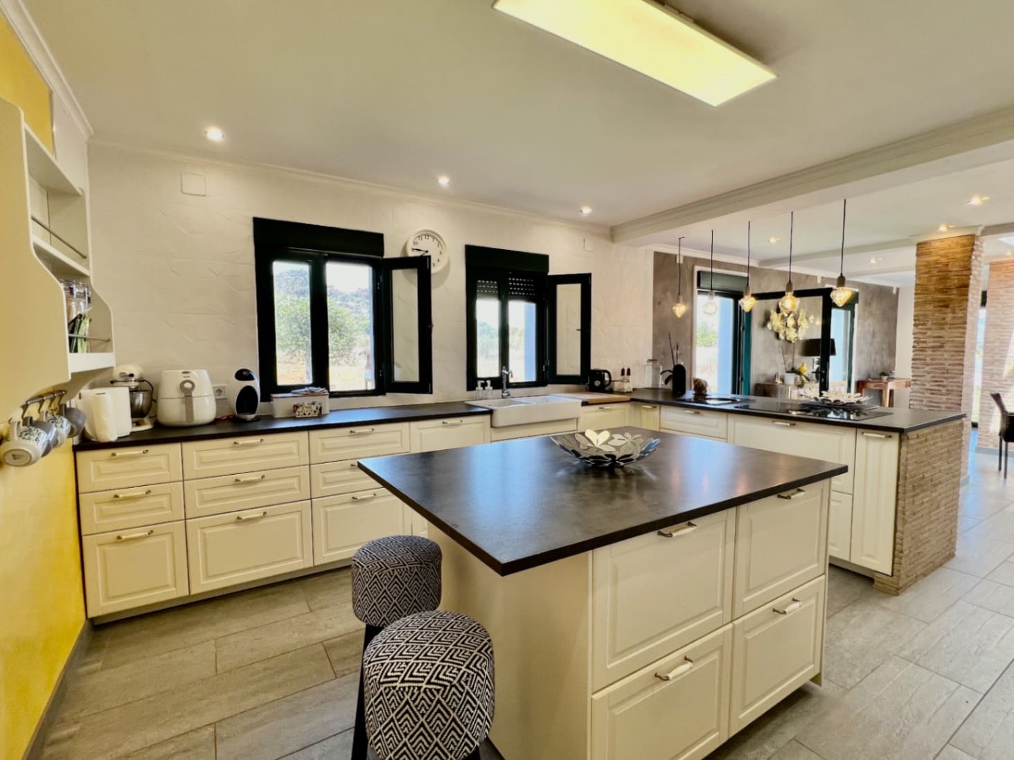 6 slaapkamer Villa te koop in Pedreguer met garage - € 875.000 (Ref: 9190751)