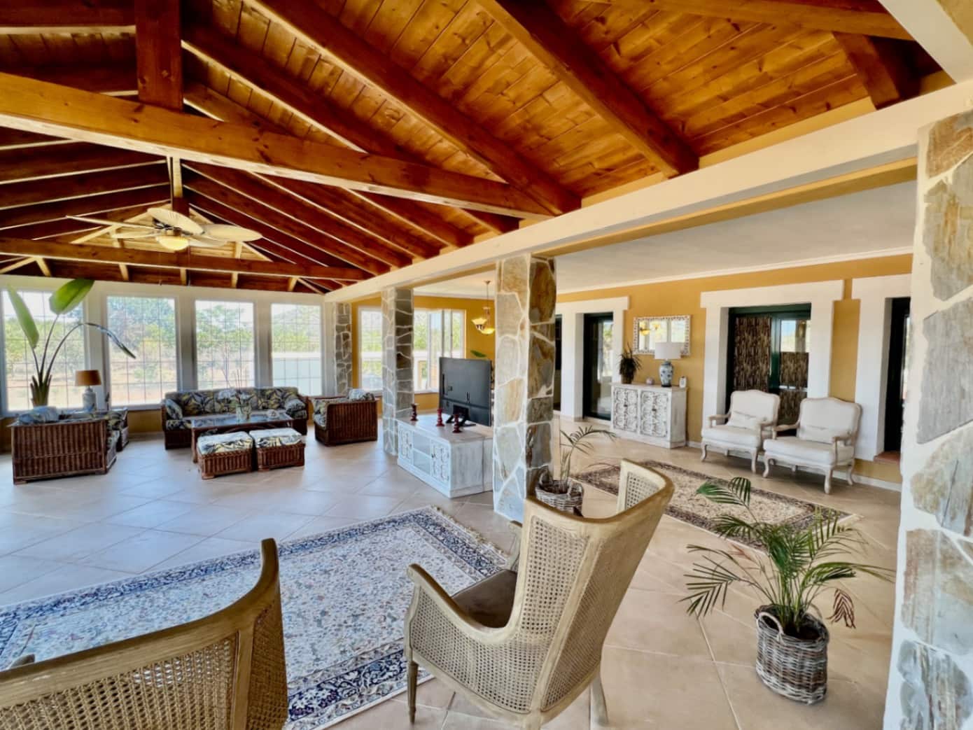 6 slaapkamer Villa te koop in Pedreguer met garage - € 875.000 (Ref: 9190751)