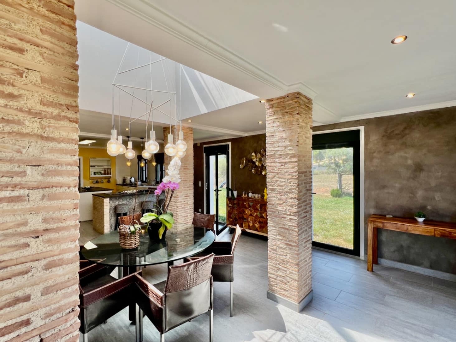 6 slaapkamer Villa te koop in Pedreguer met garage - € 875.000 (Ref: 9190751)