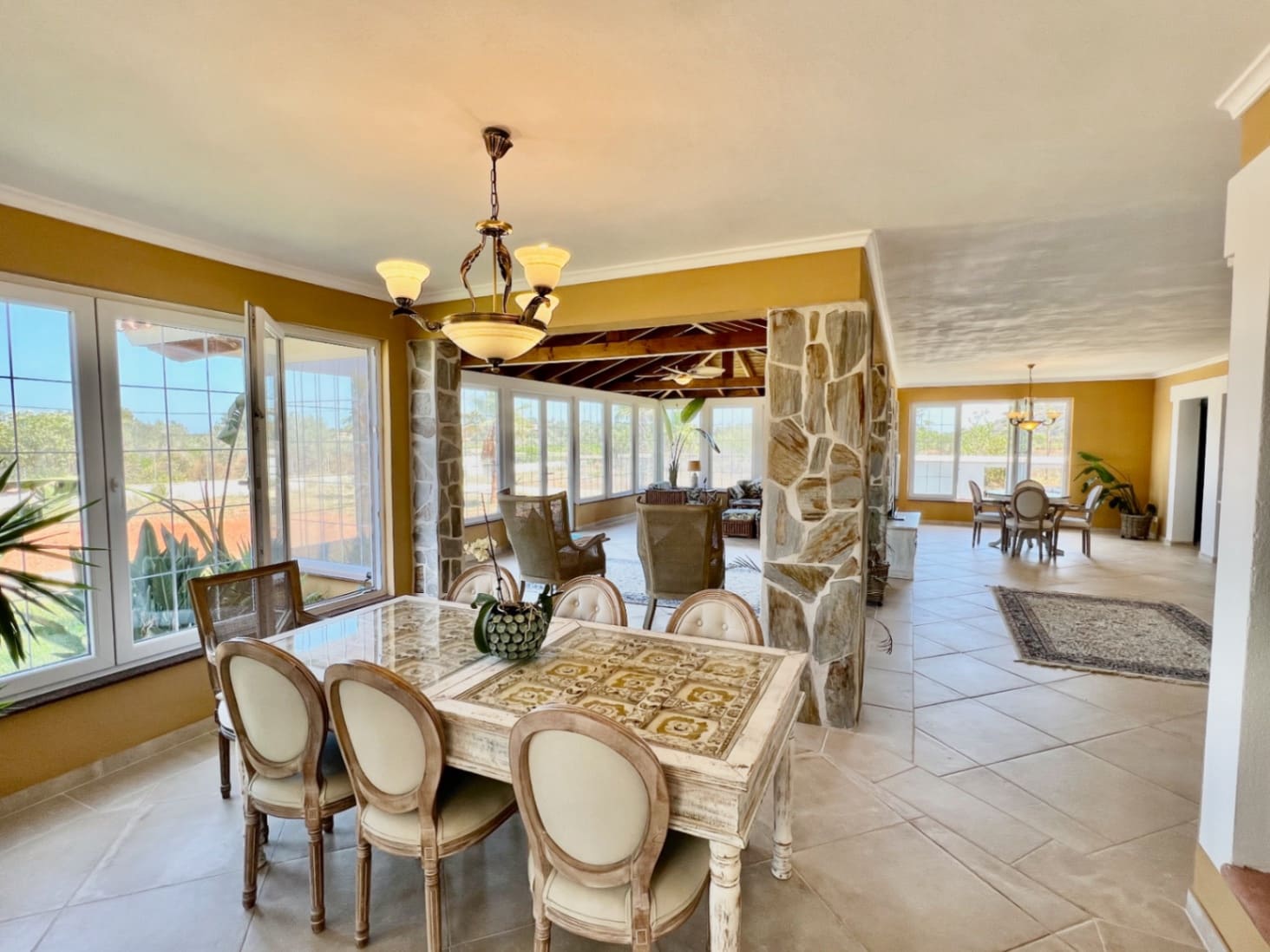 6 slaapkamer Villa te koop in Pedreguer met garage - € 875.000 (Ref: 9190751)