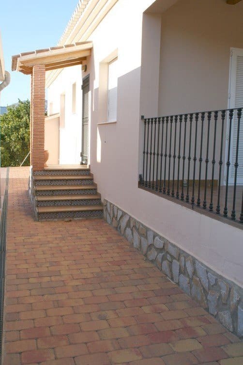 3 soveværelse Villa til leje i Pedreguer med swimmingpool garage - € 2.000 (Ref: 9205333)