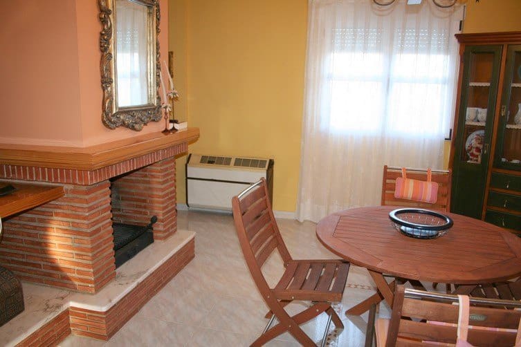 3 soveværelse Villa til leje i Pedreguer med swimmingpool garage - € 2.000 (Ref: 9205333)