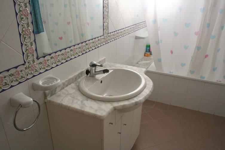 3 soveværelse Villa til leje i Pedreguer med swimmingpool garage - € 2.000 (Ref: 9205333)