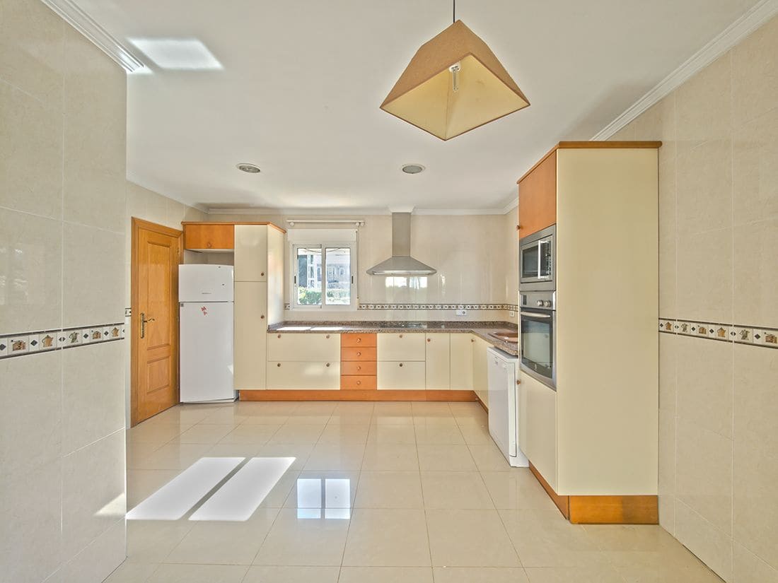 4 slaapkamer Villa te koop in Denia met zwembad garage - € 795.000 (Ref: 9257846)