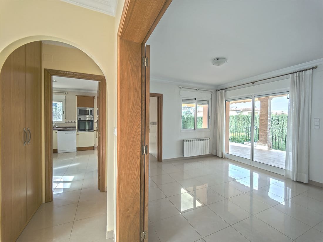 4 slaapkamer Villa te koop in Denia met zwembad garage - € 795.000 (Ref: 9257846)