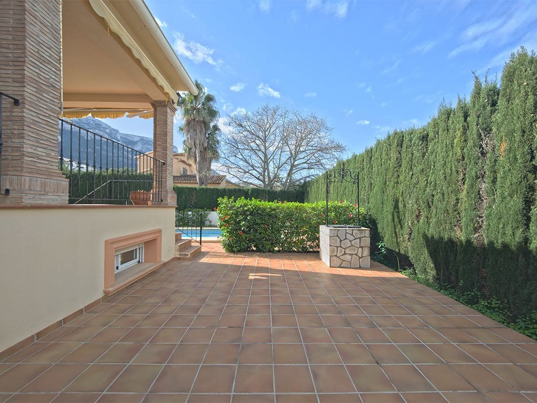 4 slaapkamer Villa te koop in Denia met zwembad garage - € 795.000 (Ref: 9257846)