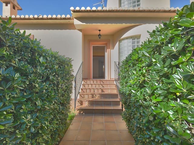 4 soverom Villa til salgs i El Montgó, Dénia med svømmebasseng garasje - € 795 000 (Ref: 9257846)