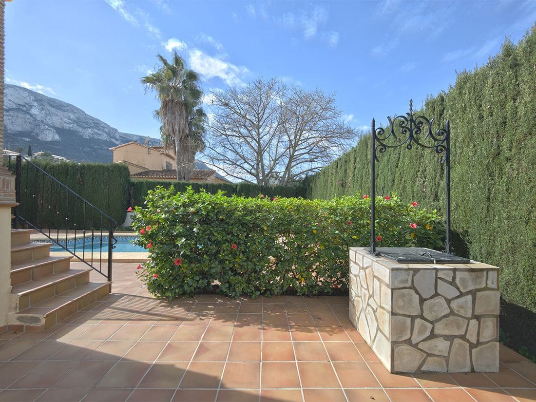 4 slaapkamer Villa te koop in Denia met zwembad garage - € 795.000 (Ref: 9257846)