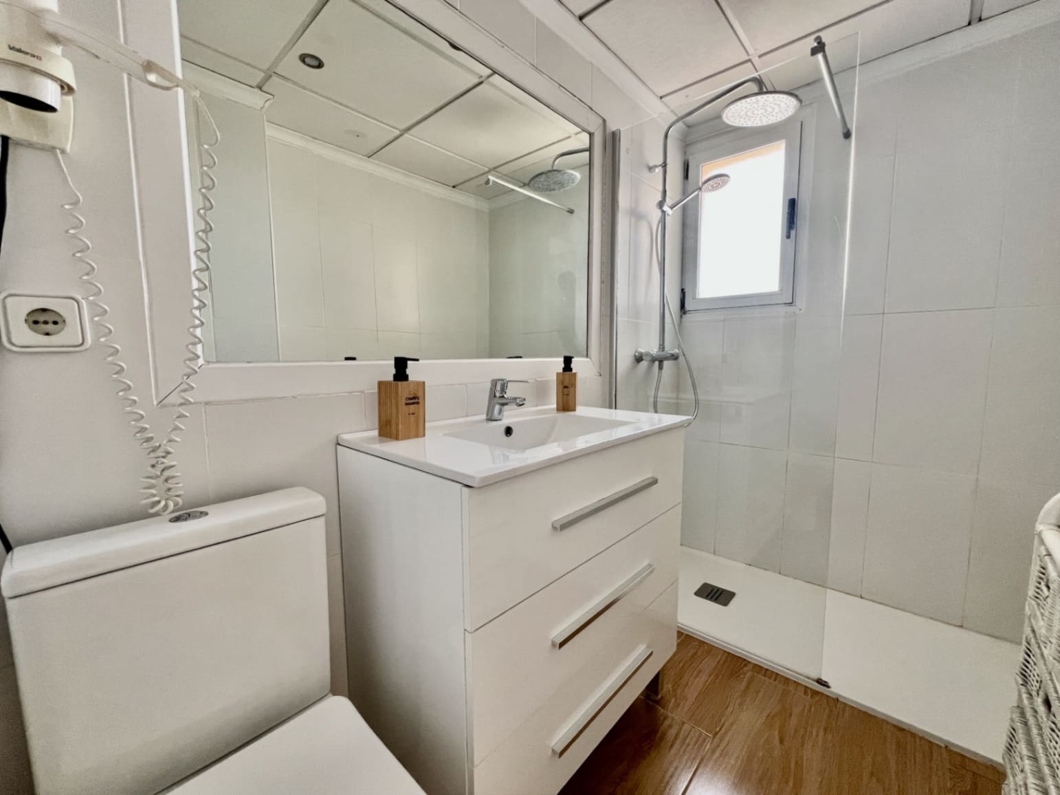 2 Zimmer Reihenhaus zu verkaufen in Calpe / Calp mit Pool Garage - 275.000 € (Ref: 9279794)