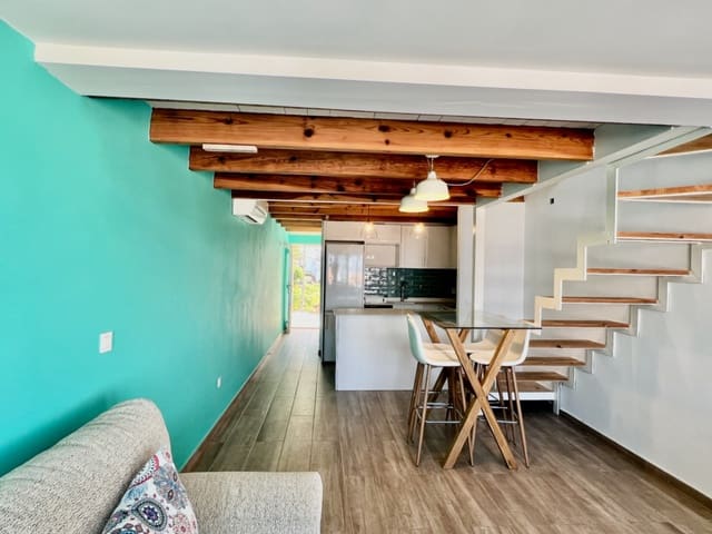 2 chambre Villa/Maison Mitoyenne à vendre à La Pedrera - Vessanes, Dénia avec garage - 205 000 € (Ref: 9329807)