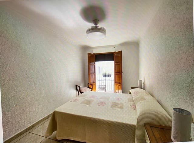 3 bedroom Townhouse for rent in Oliva Pueblo, Oliva - € 1,000 (Ref: 9343867)