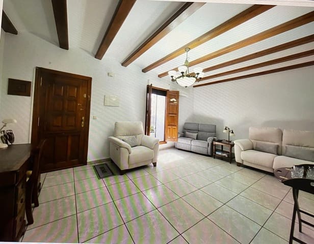 3 bedroom Townhouse for rent in Oliva Pueblo, Oliva - € 1,000 (Ref: 9343867)