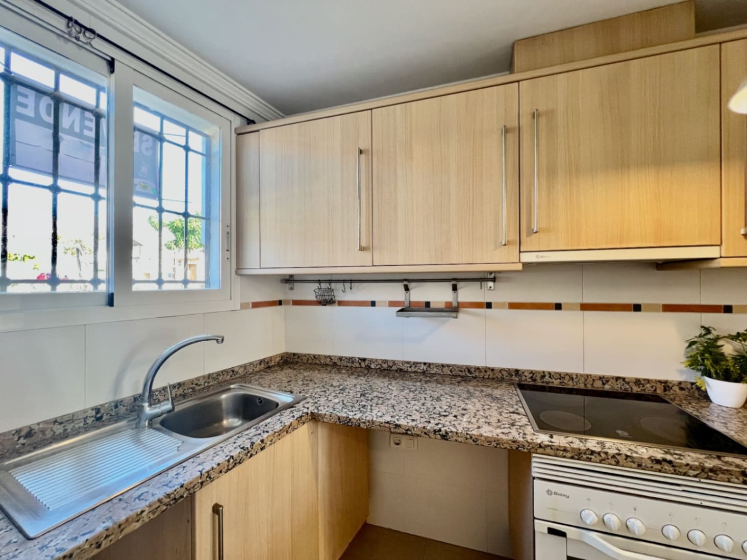 2 bedroom Apartment for sale in Denia with pool garage - € 228,000 (Ref: 9432817)