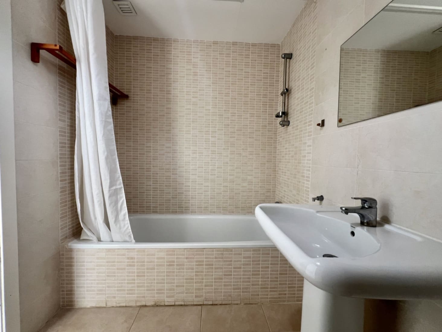 2 bedroom Apartment for sale in Denia with pool garage - € 228,000 (Ref: 9432817)