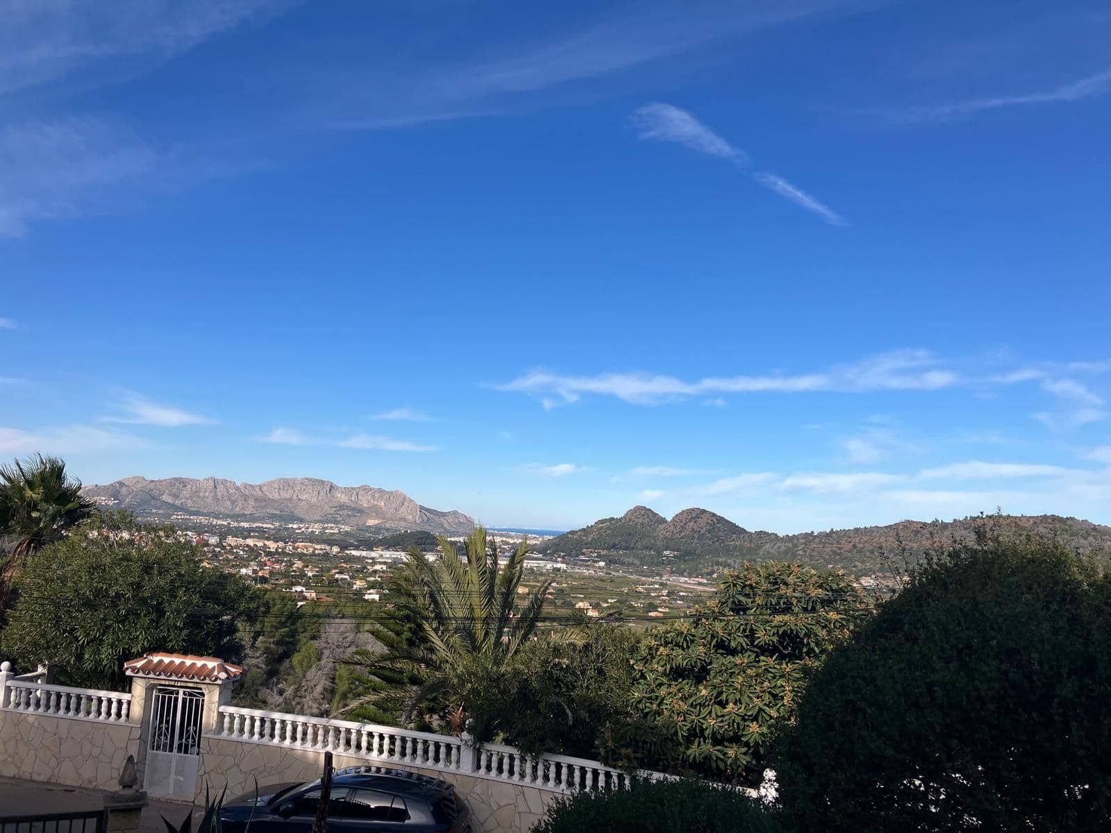 3 bedroom Villa for sale in Pedreguer with garage - € 210,000 (Ref: 9466222)