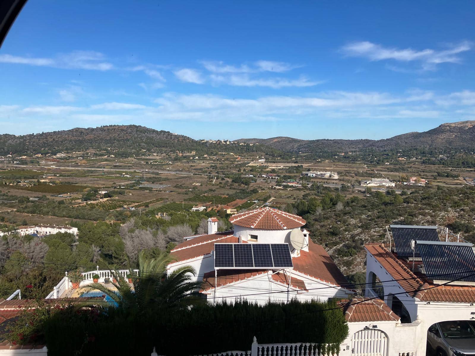 3 bedroom Villa for sale in Pedreguer with garage - € 210,000 (Ref: 9466222)