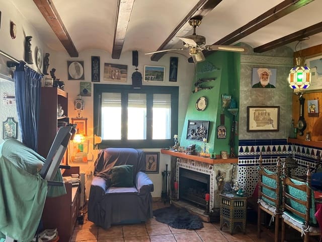 3 Zimmer Villa zu verkaufen in Pedreguer mit Garage - 210.000 € (Ref: 9466222)