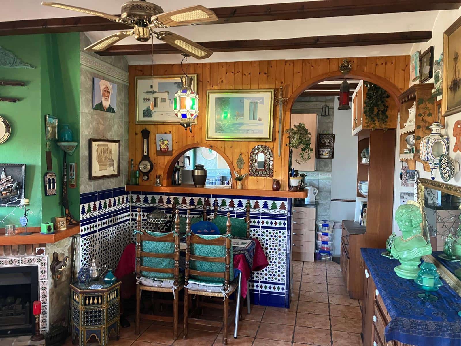 3 bedroom Villa for sale in Pedreguer with garage - € 210,000 (Ref: 9466222)