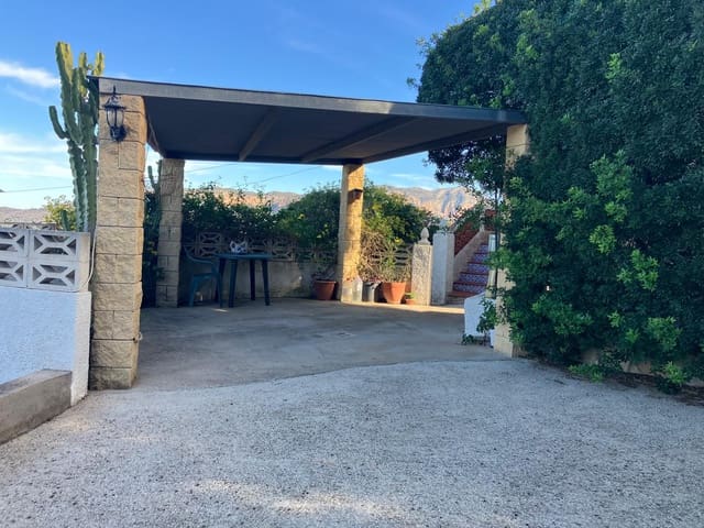 3 Zimmer Villa zu verkaufen in Pedreguer mit Garage - 210.000 € (Ref: 9466222)