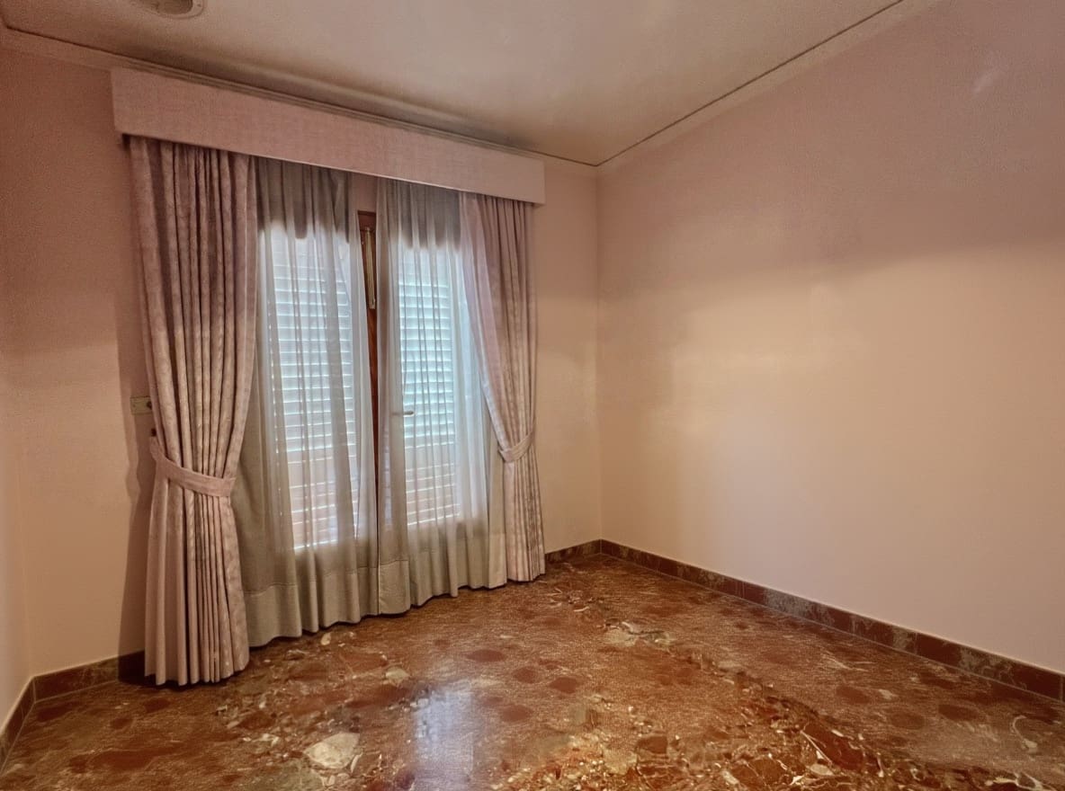 6 slaapkamer Villa te koop in Pedreguer met zwembad garage - € 1.200.000 (Ref: 9511197)