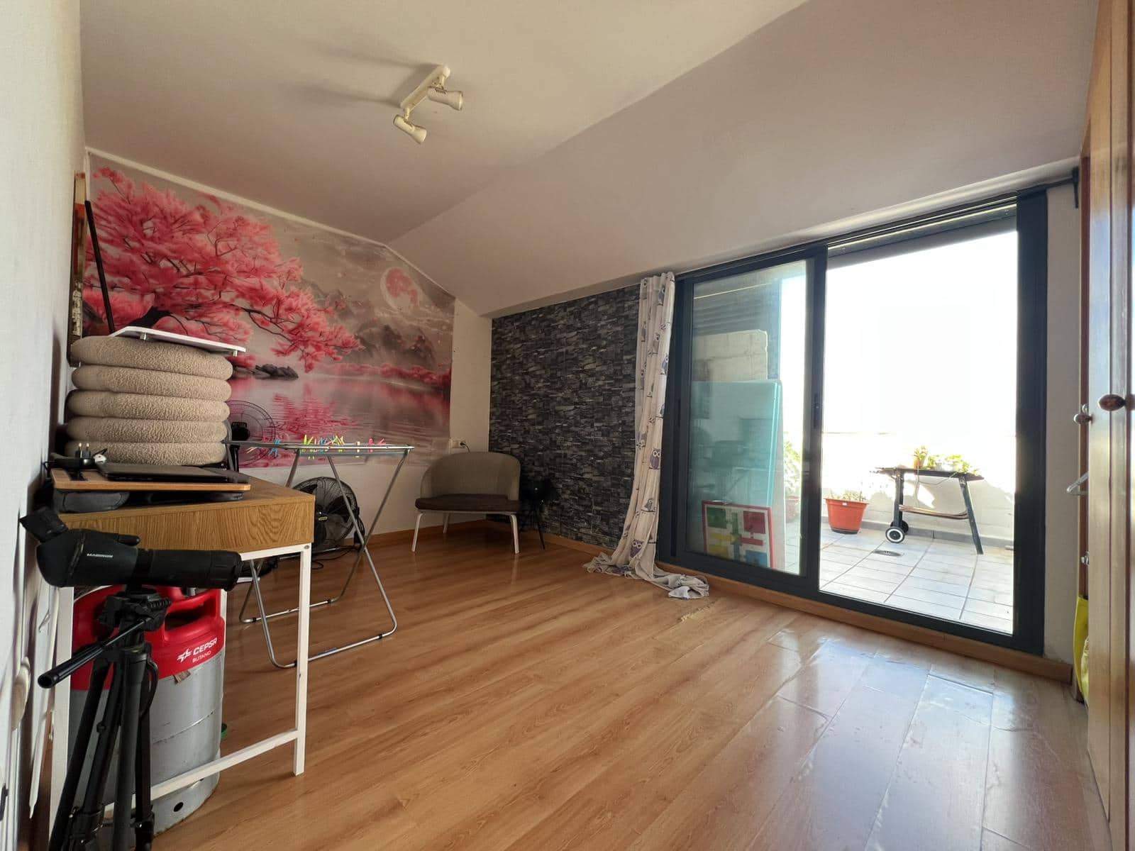 4 slaapkamer Penthouse te koop in Pedreguer met zwembad - € 280.000 (Ref: 9559745)