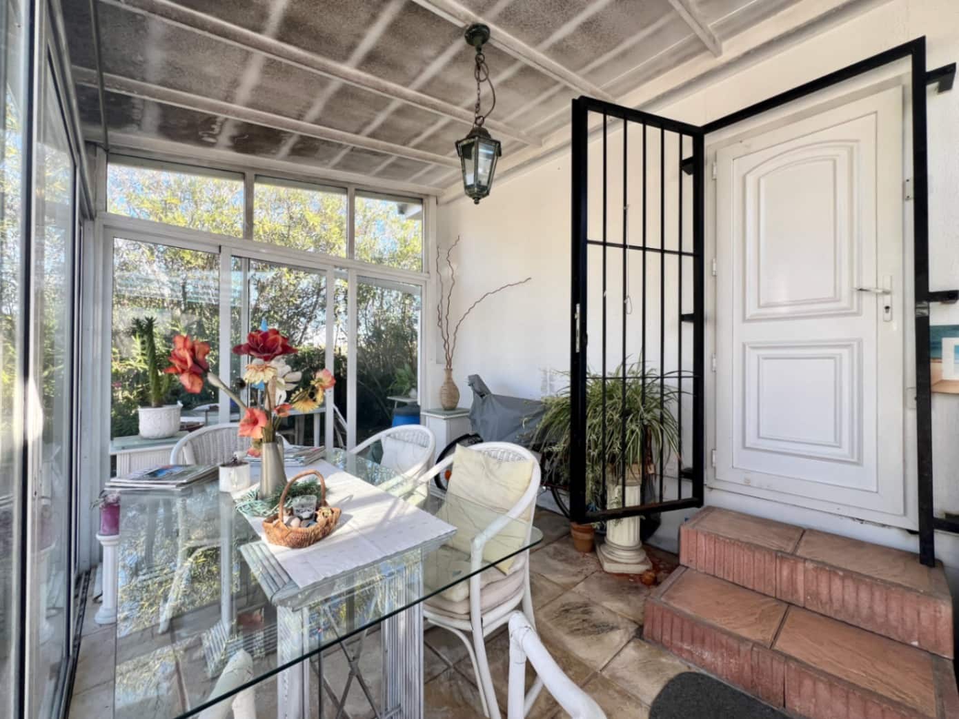 4 soverom Trehus til salgs i Oliva med garasje - € 165 000 (Ref: 9624082)