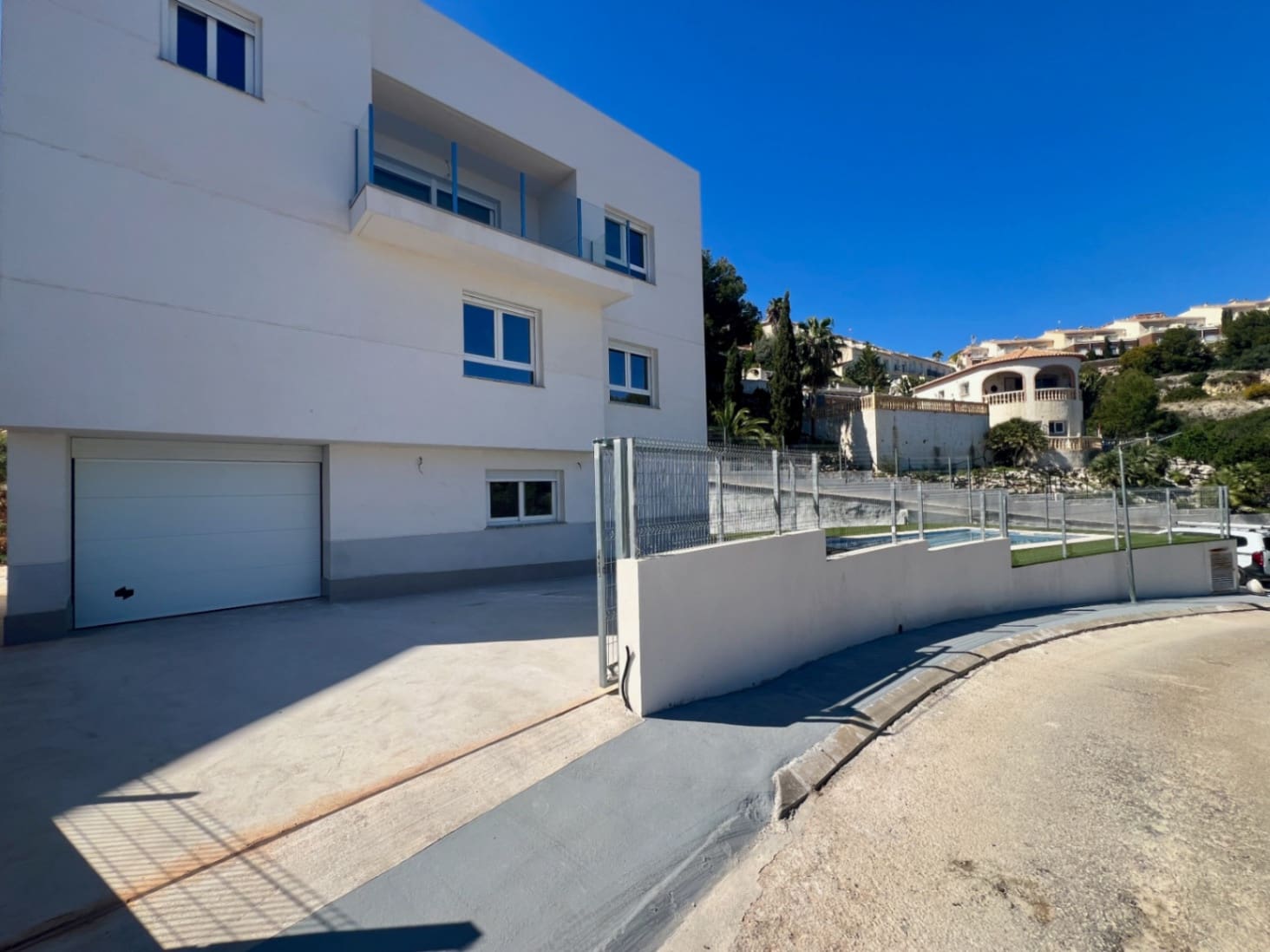 3 bedroom Villa for sale in Pedreguer with pool garage - € 850,000 (Ref: 9716683)