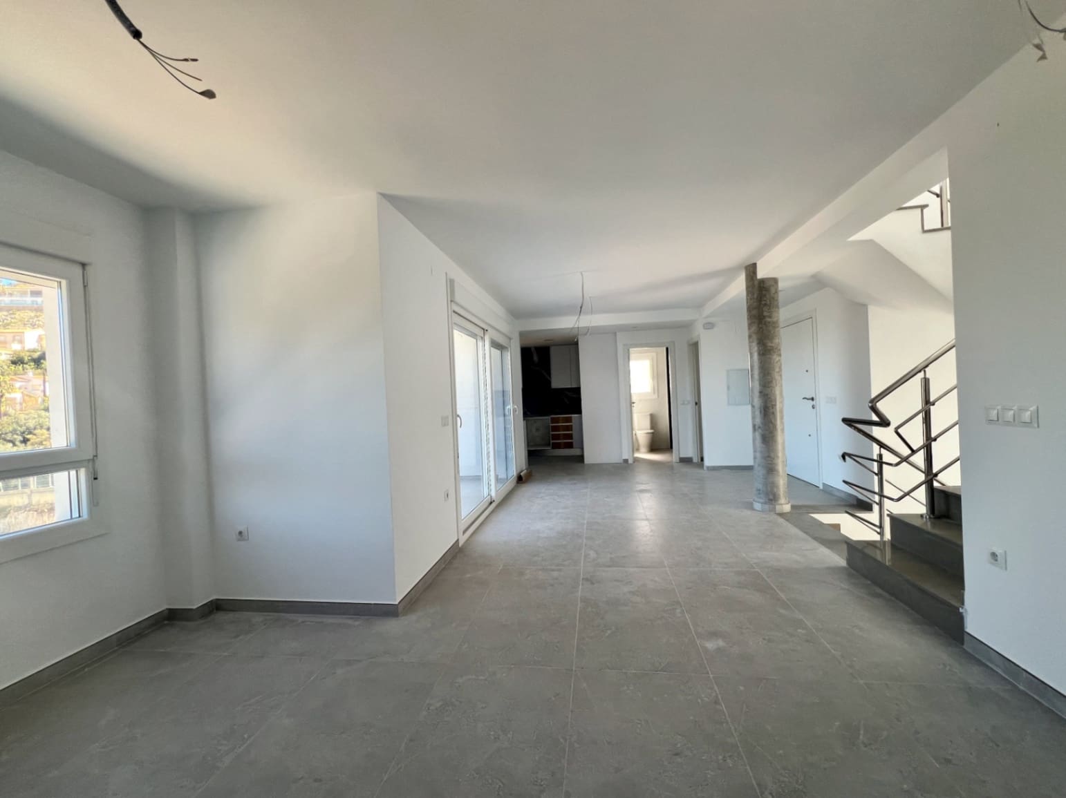 3 bedroom Villa for sale in Pedreguer with pool garage - € 850,000 (Ref: 9716683)