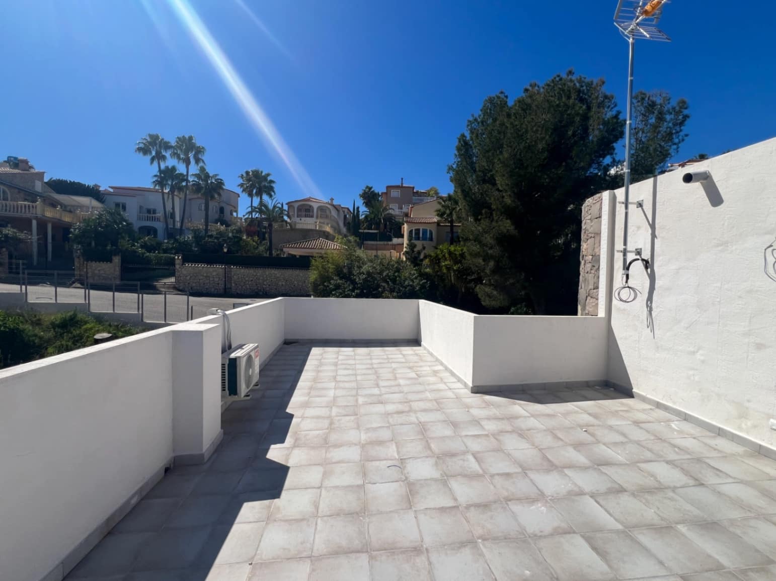 3 bedroom Villa for sale in Pedreguer with pool garage - € 850,000 (Ref: 9716683)