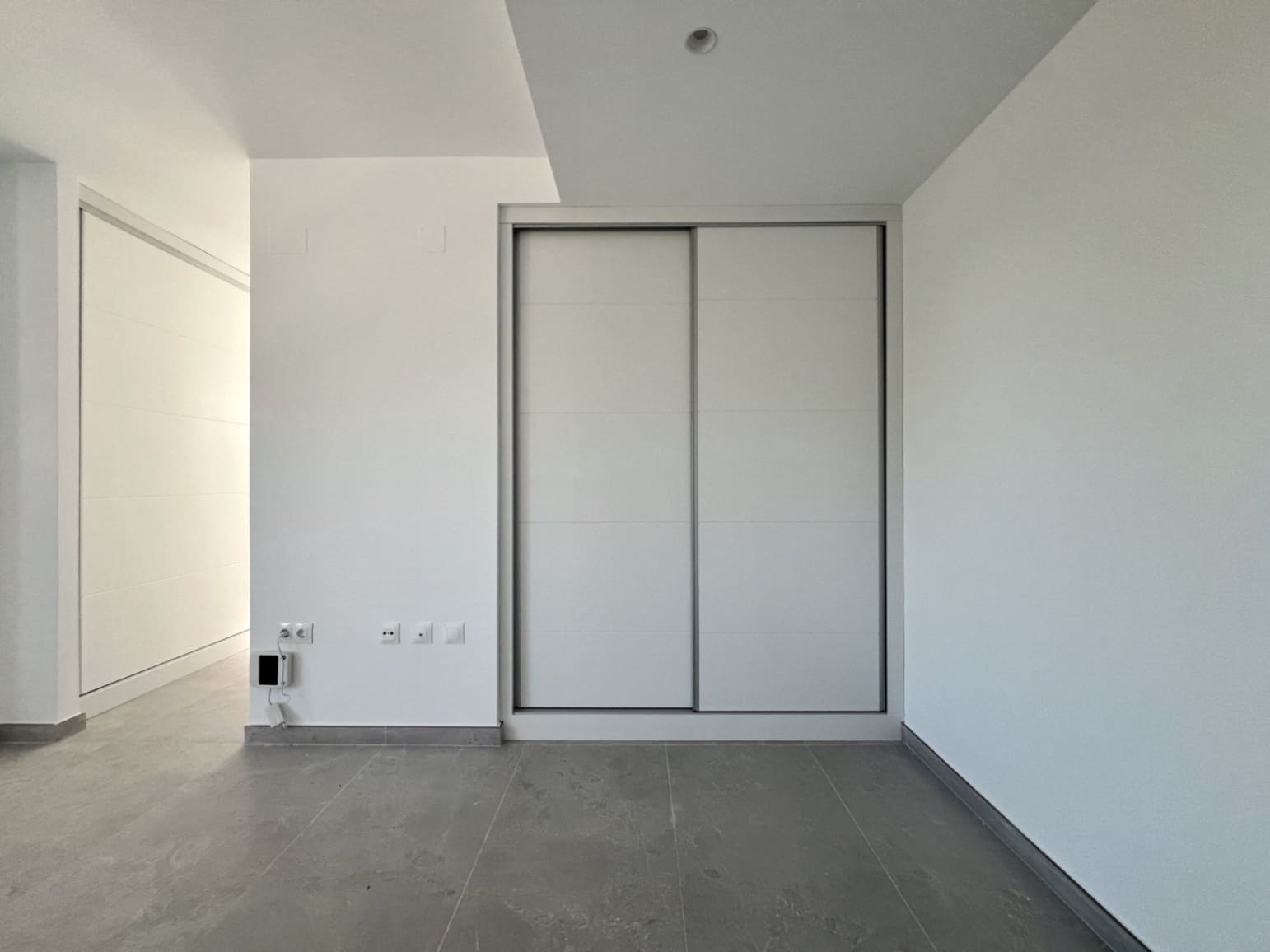 3 bedroom Villa for sale in Pedreguer with pool garage - € 850,000 (Ref: 9716683)