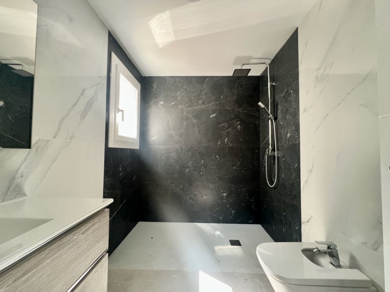 3 bedroom Villa for sale in Pedreguer with pool garage - € 850,000 (Ref: 9716683)