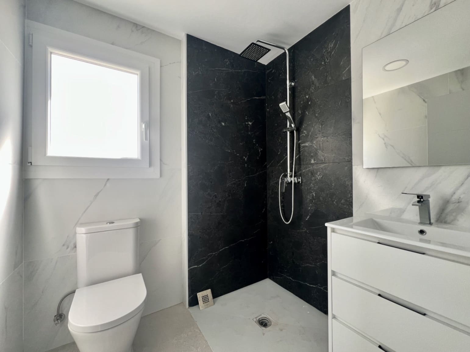 3 bedroom Villa for sale in Pedreguer with pool garage - € 850,000 (Ref: 9716683)