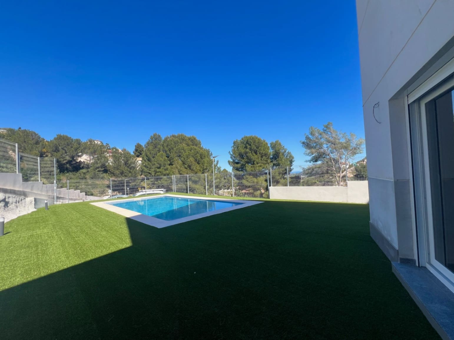 3 bedroom Villa for sale in Pedreguer with pool garage - € 850,000 (Ref: 9716683)