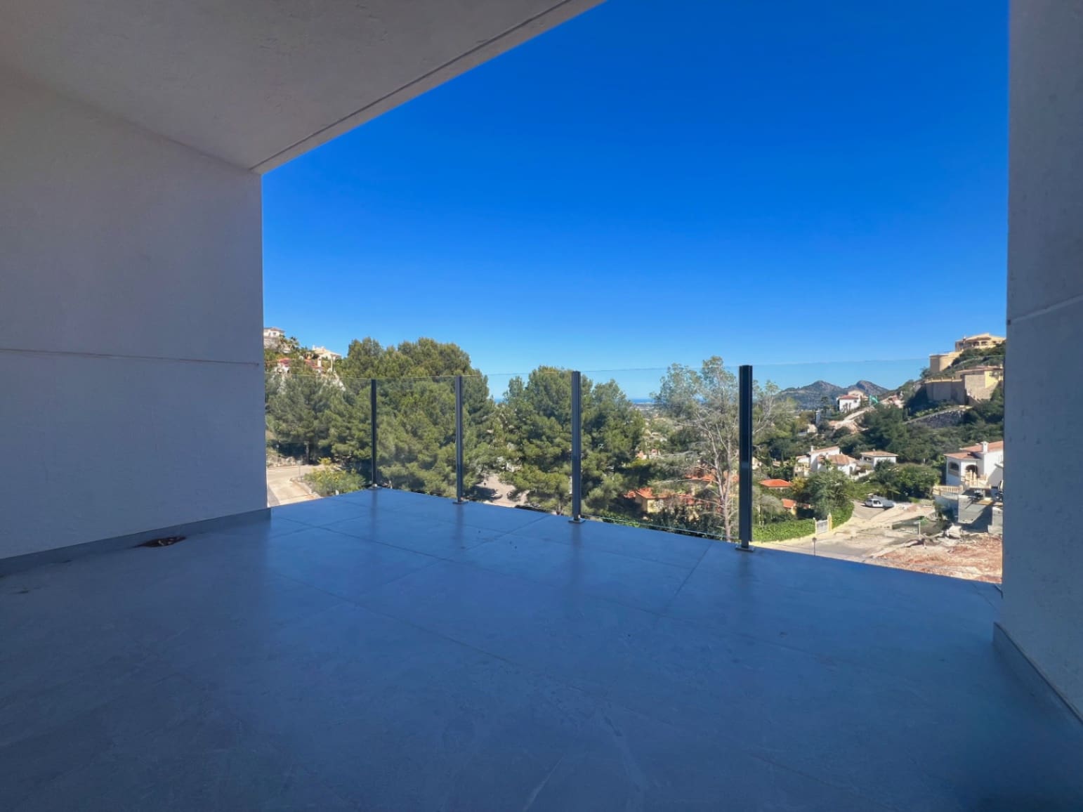 3 bedroom Villa for sale in Pedreguer with pool garage - € 850,000 (Ref: 9716683)