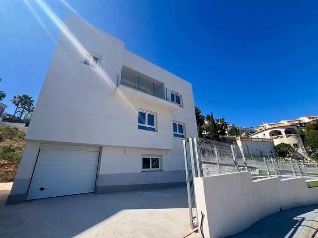 3 soverom Villa til salgs i Pedreguer med svømmebasseng garasje - € 850 000 (Ref: 9716683)