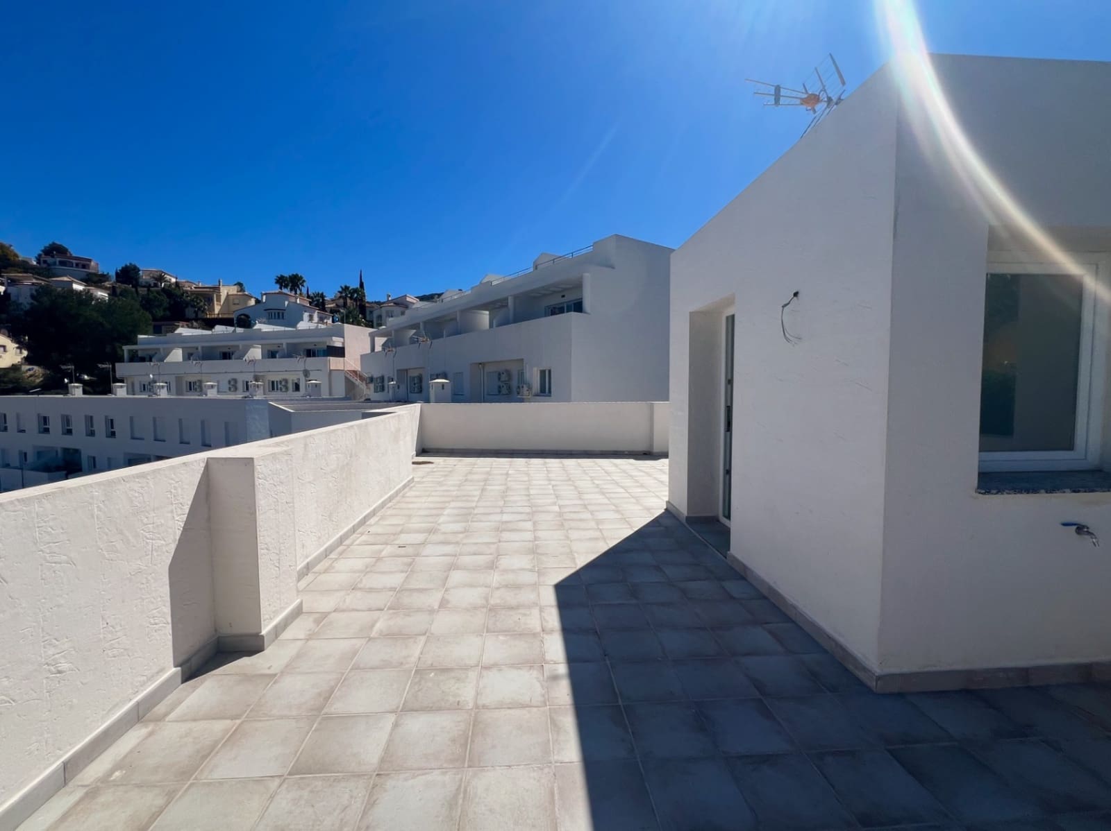 3 bedroom Villa for sale in Pedreguer with pool garage - € 850,000 (Ref: 9716683)