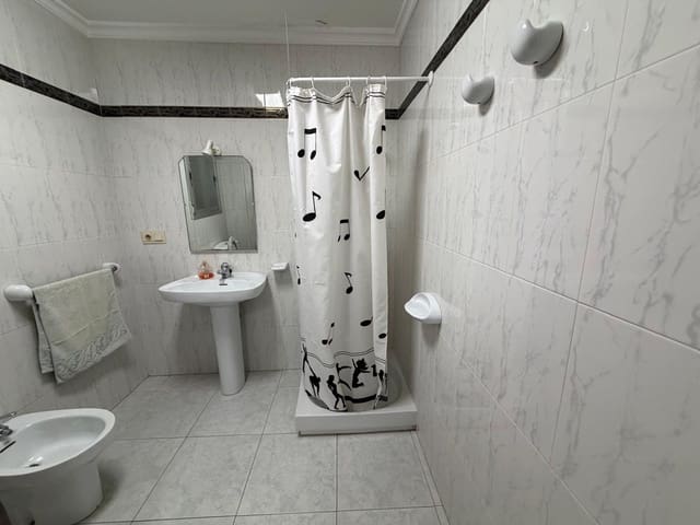 6 Zimmer Villa zu verkaufen in Pedreguer - 225.000 € (Ref: 9756739)